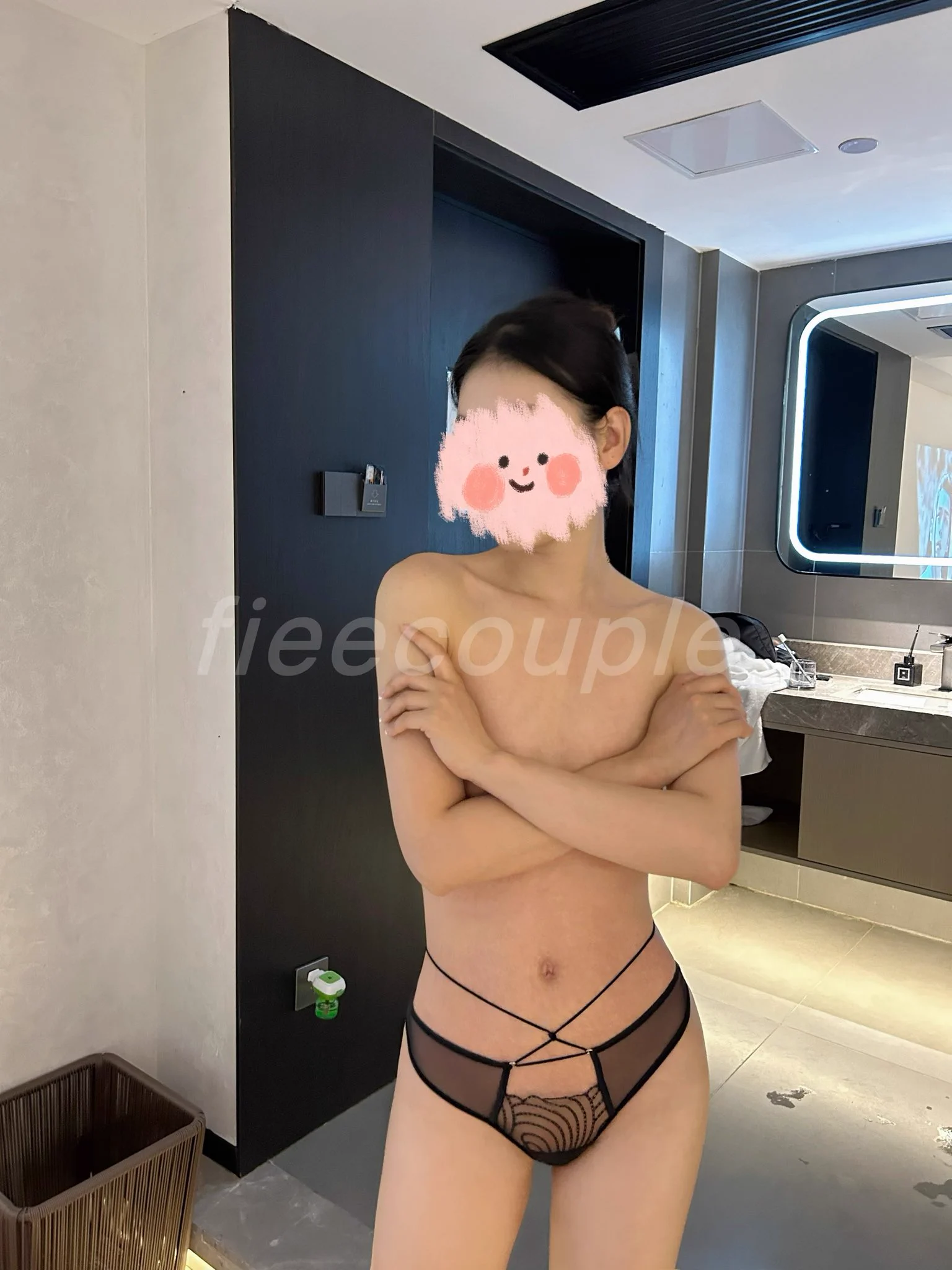好久不见咯🙈 https://t.co/VWGXhmK7Na