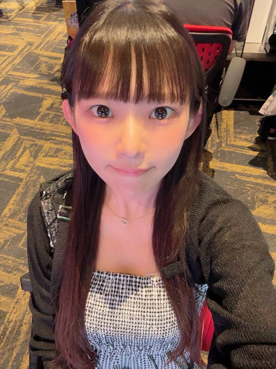 おはよーー！！
早速朝から会いにきてくれたみなさんありがとー！😭✨✨
ヴヴヴ初打ち！！！ドキドキ

#ガーデン東大宮
#pr https://t.co/knT7er5EfJ