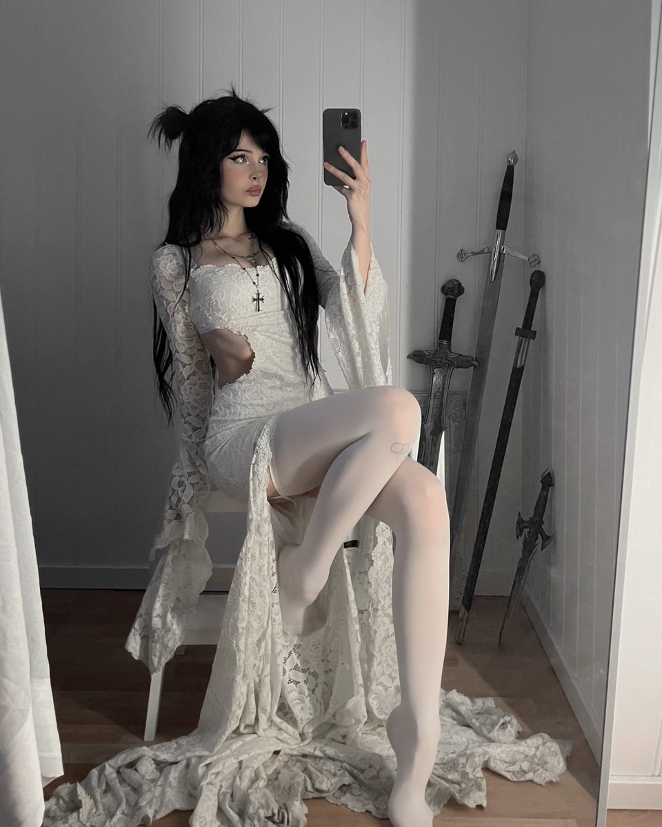 Do you like swords? 🗡️ https://t.co/6T2ovRWnTD