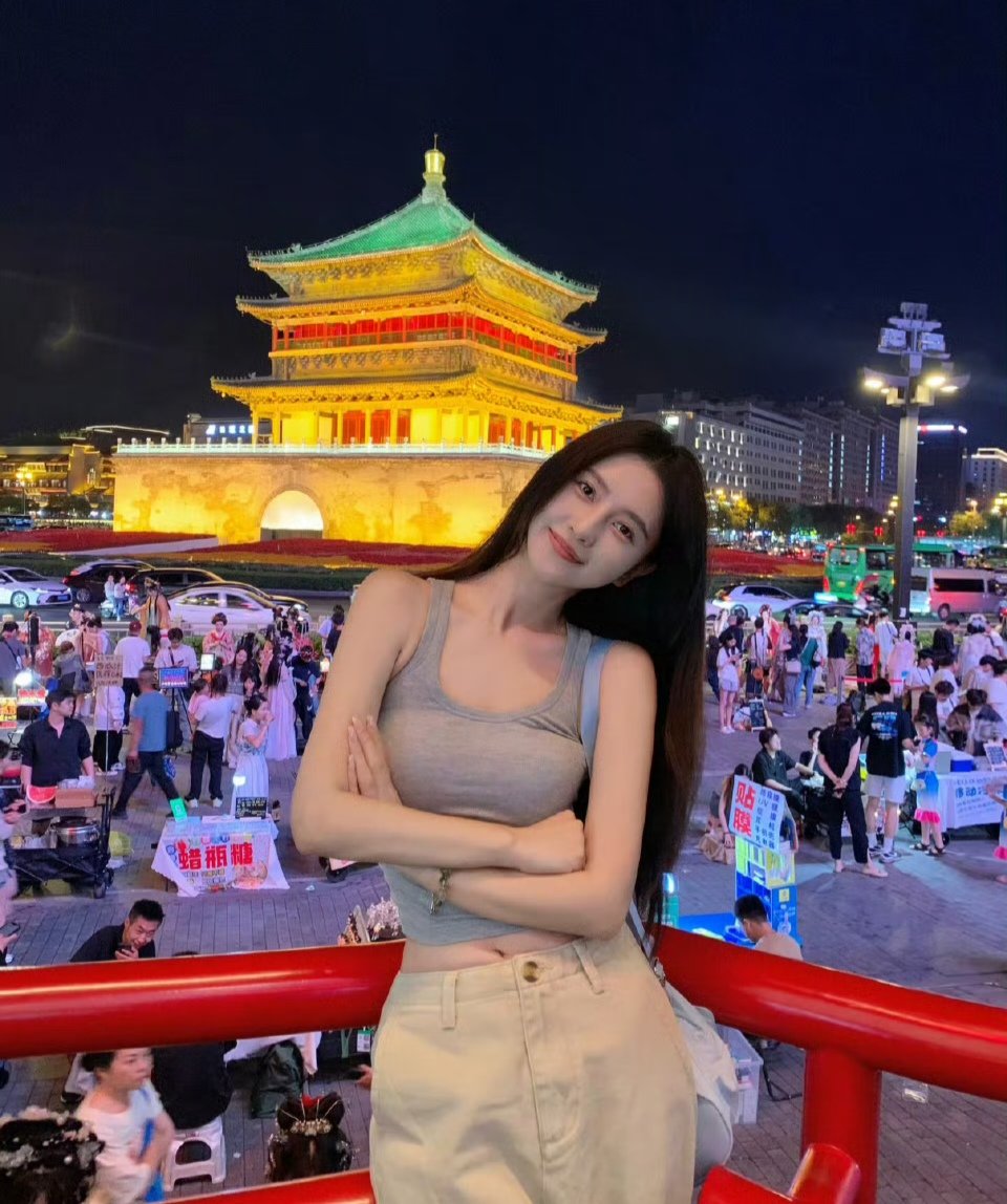 西安特产，钟楼。 https://t.co/qQTvsxjNpu