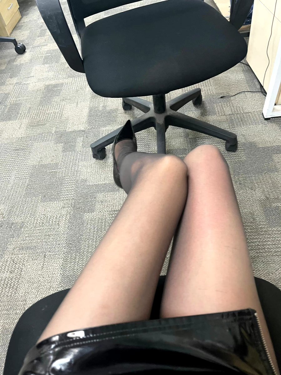 #LingTouch 
🧦 @Lingerie_0 https://t.co/dM7yRvAOJJ