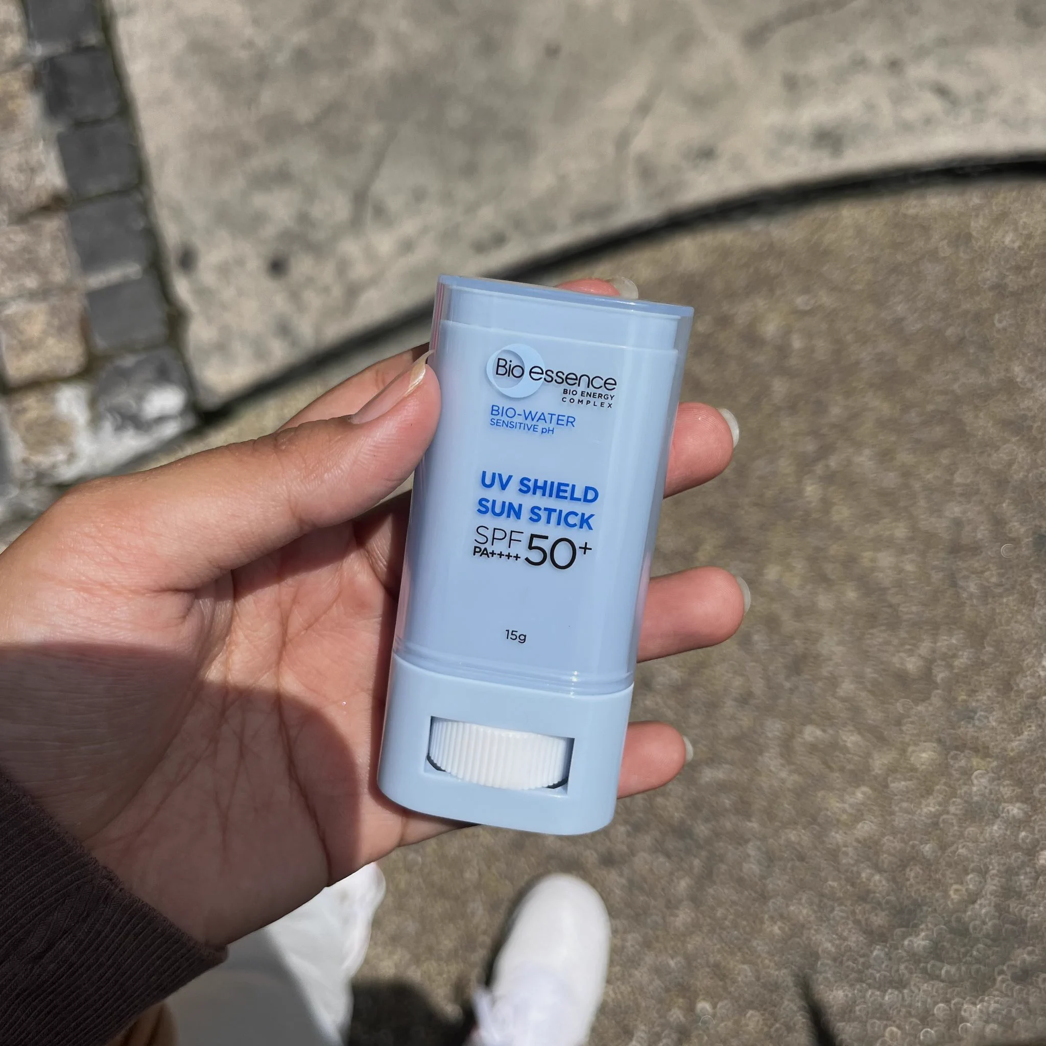 reapplying my sunscreen :- https://t.co/jw5gJvcQhV
