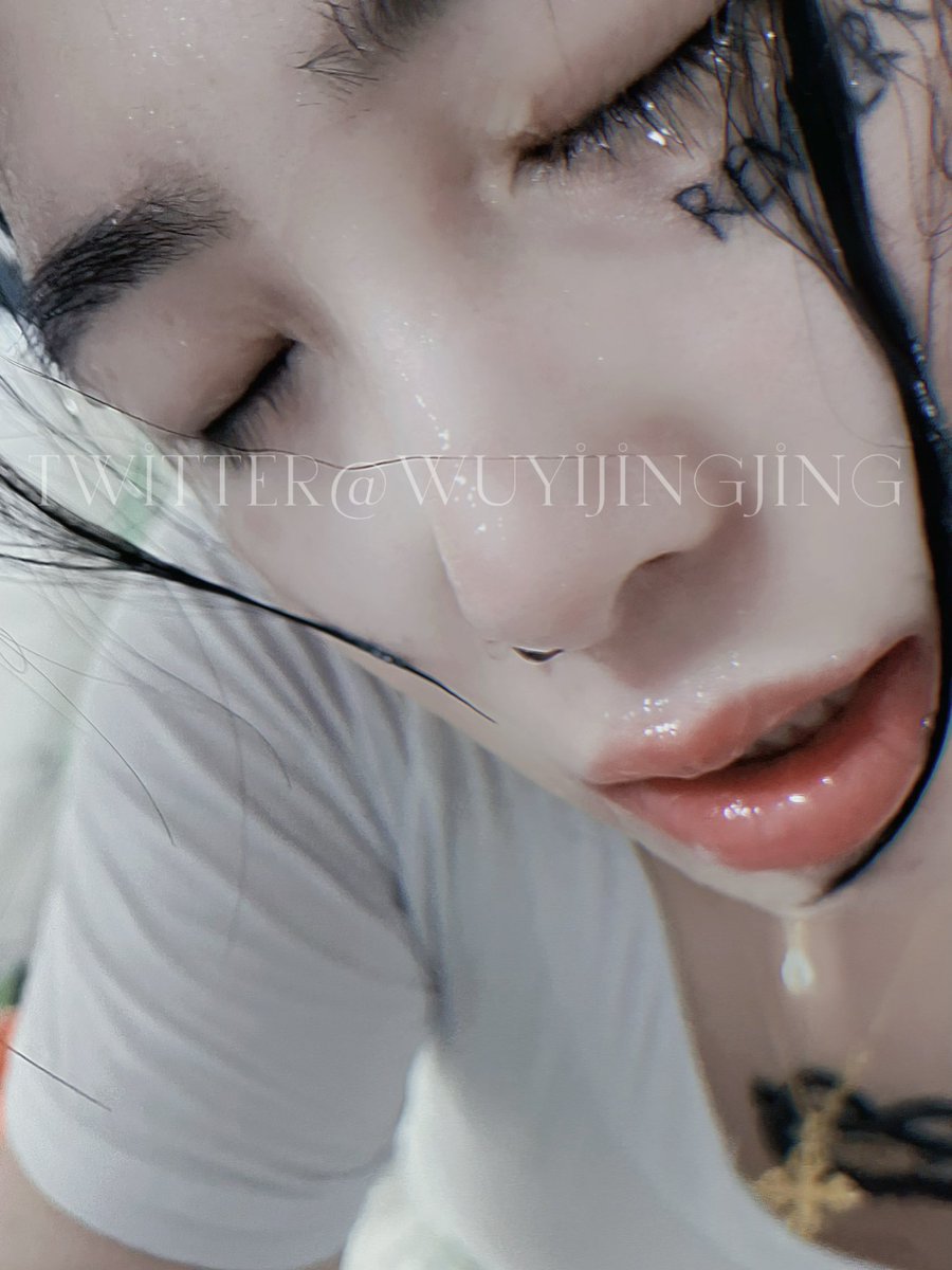 炎炎夏日 https://t.co/B2xYojEfkX