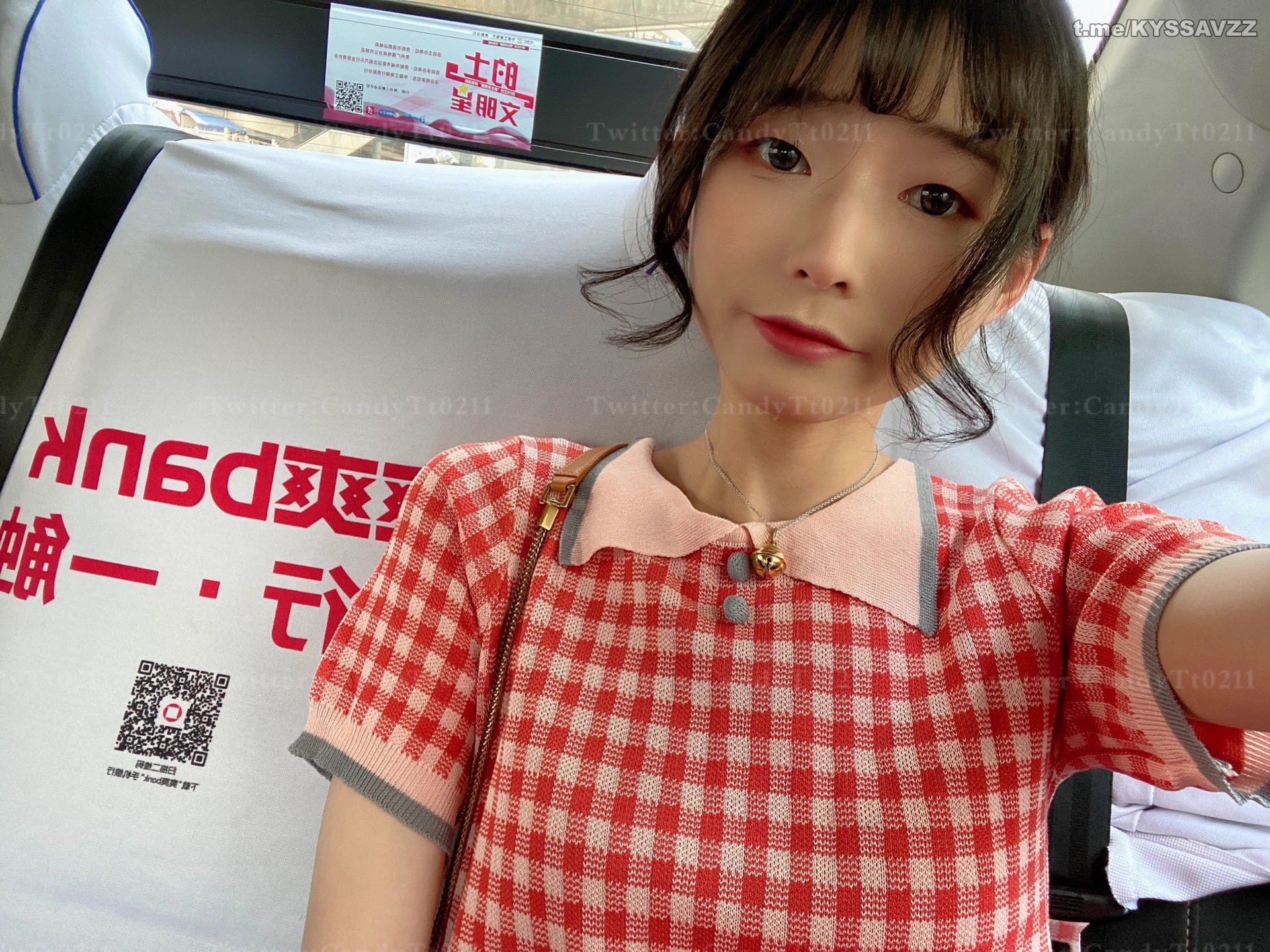 别人是纯欲天花板，而我是纯欲水泥板🗿#贫乳 #反差女 #短发 https://t.co/C44sOxVSn3