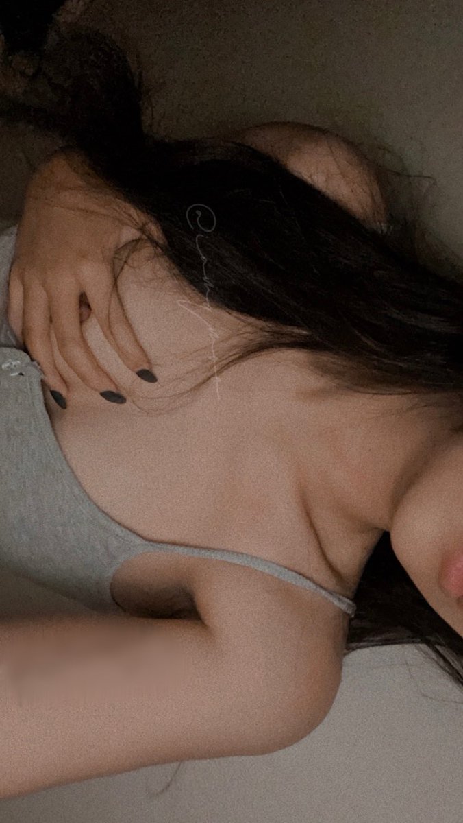 陪我睡⋯💦😔 https://t.co/ys9g2CmmgY