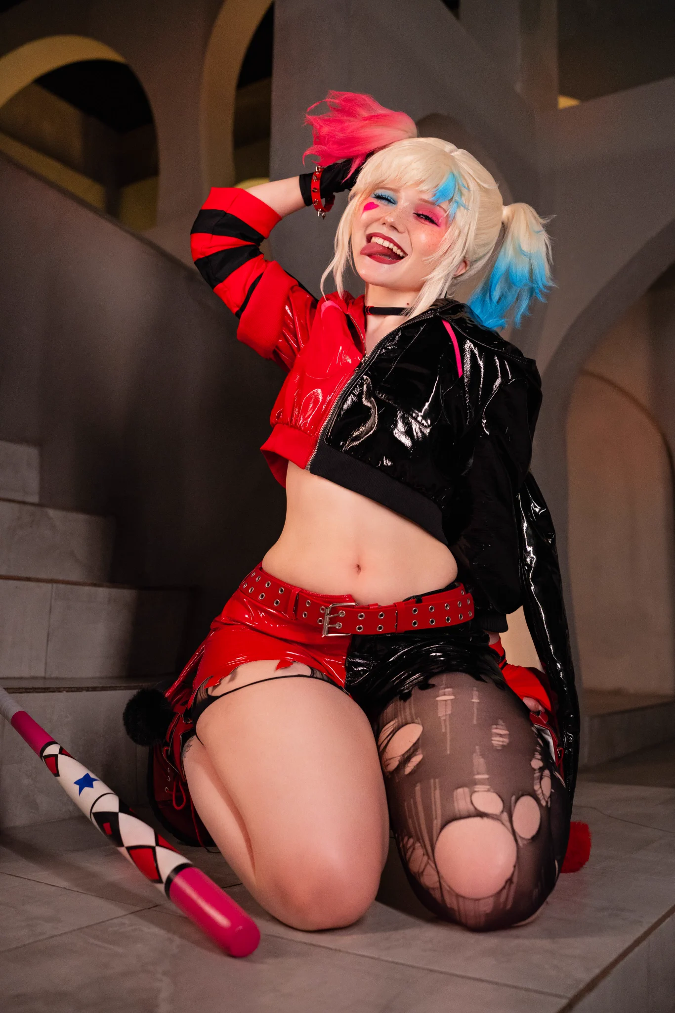 Boom 💥 for more Harley #SuicideSquad https://t.co/NmWILhplin