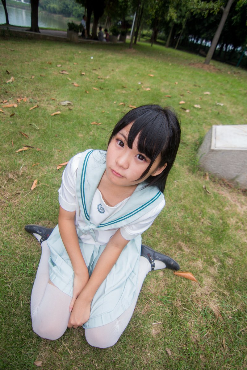 毕业小姐姐写真[36P+335M] #眼镜娘 #眼镜妹 #毕业照 #女大学生 #写真 
No.080816 预览全套尺度看置顶或私信 投稿：@007share 
眼镜娘圈子：https://t.co/VSeJDJ4Yn7 https://t.co/9DzDmoPwmn