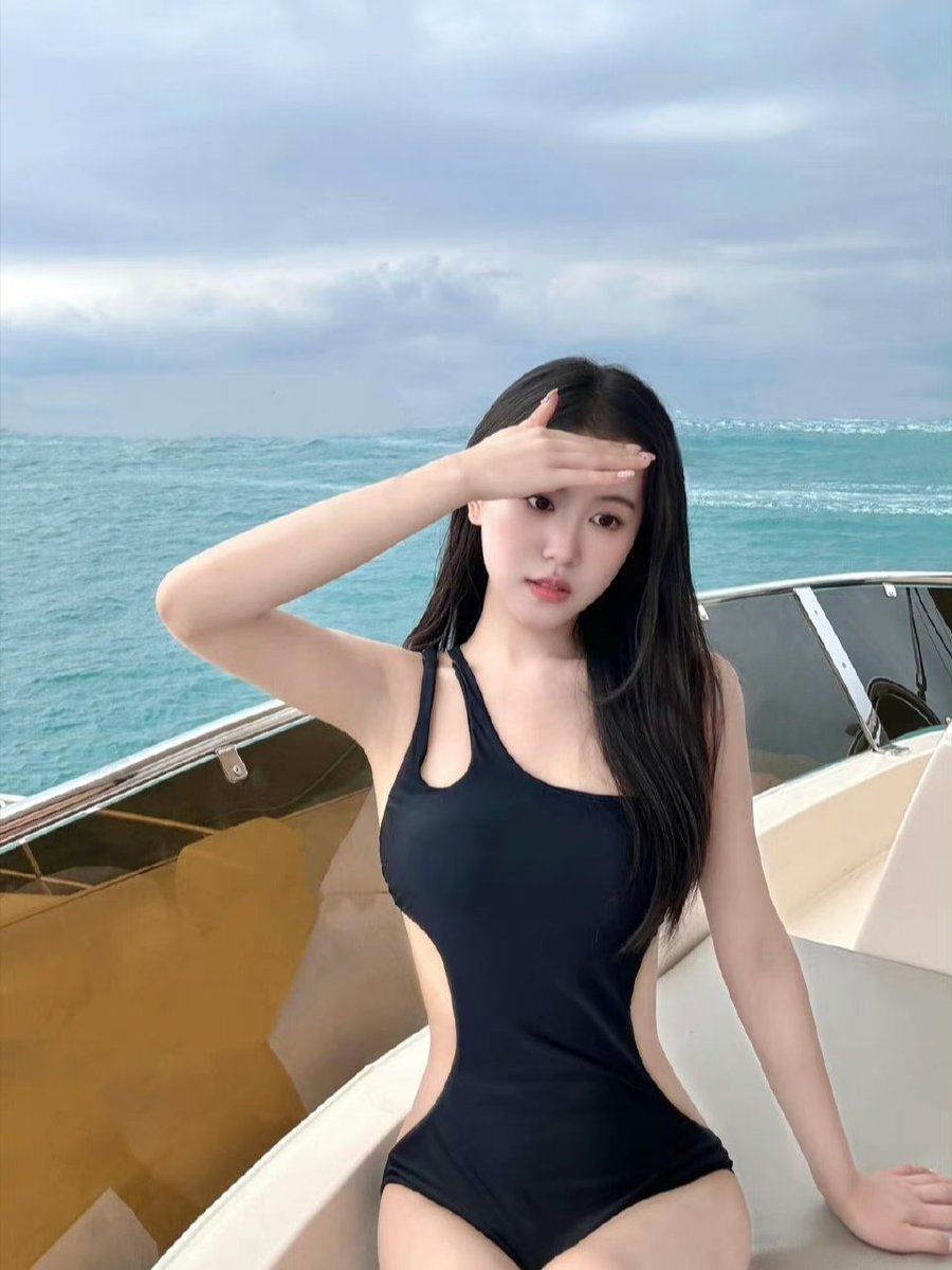 大家猜一猜跟谁出海游玩呢。 https://t.co/FMT4KCwTB8