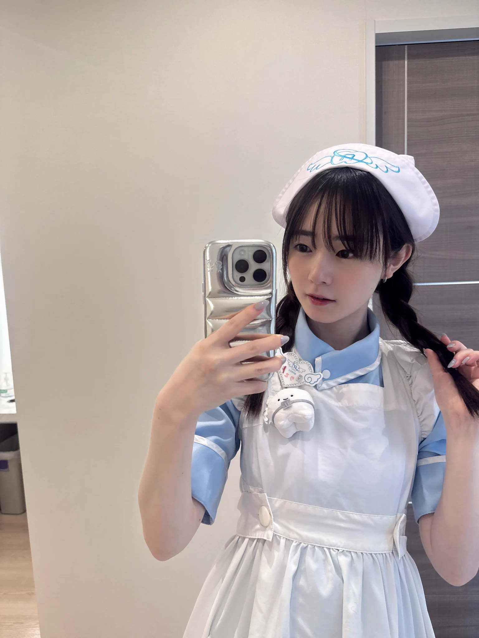 【 8月アキバ歯科🦷出勤おしらせ 】18日(日)14〜18時30日(金)14〜23時@akiba_shika お電話orWEBからご予約可能です🪥私のクリーニングご希望の方は、こちらでスケジュールを把握する必要があるので、アキバ歯科でご予約後に、わたしにDMください！お口見せるのは恥ずかしい😠の方は、はみがき練習(お口の模型上での練習＋チェキ撮影)などもあるのでお気軽に🦷🖤日によっては混んでるので、はみがき練習のみの方も、ご予約してもらえるとお待ちなくて確実です！ご質問などあったらDMください！