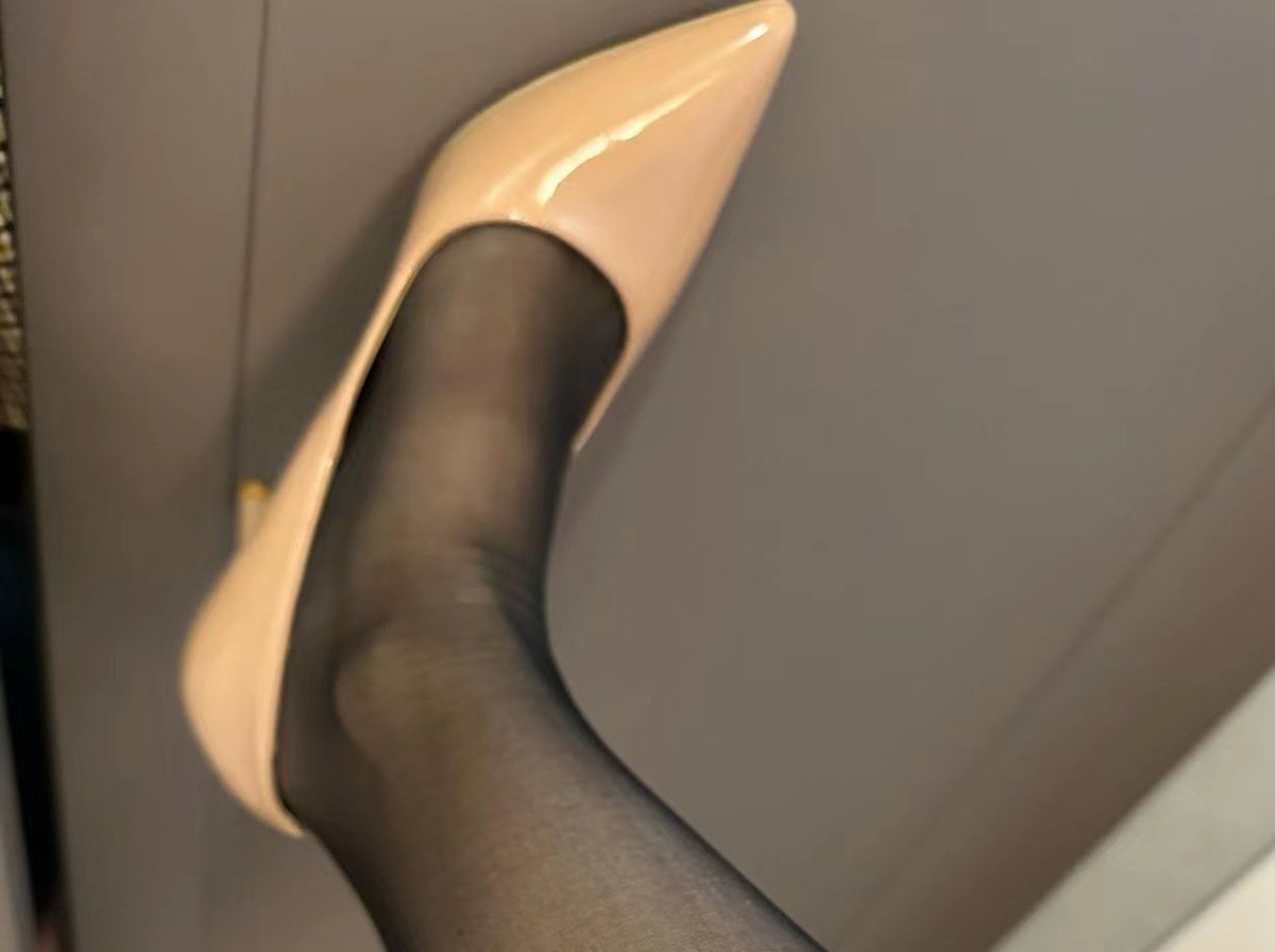 全是汗，😂😂 https://t.co/BmUnubDEGE