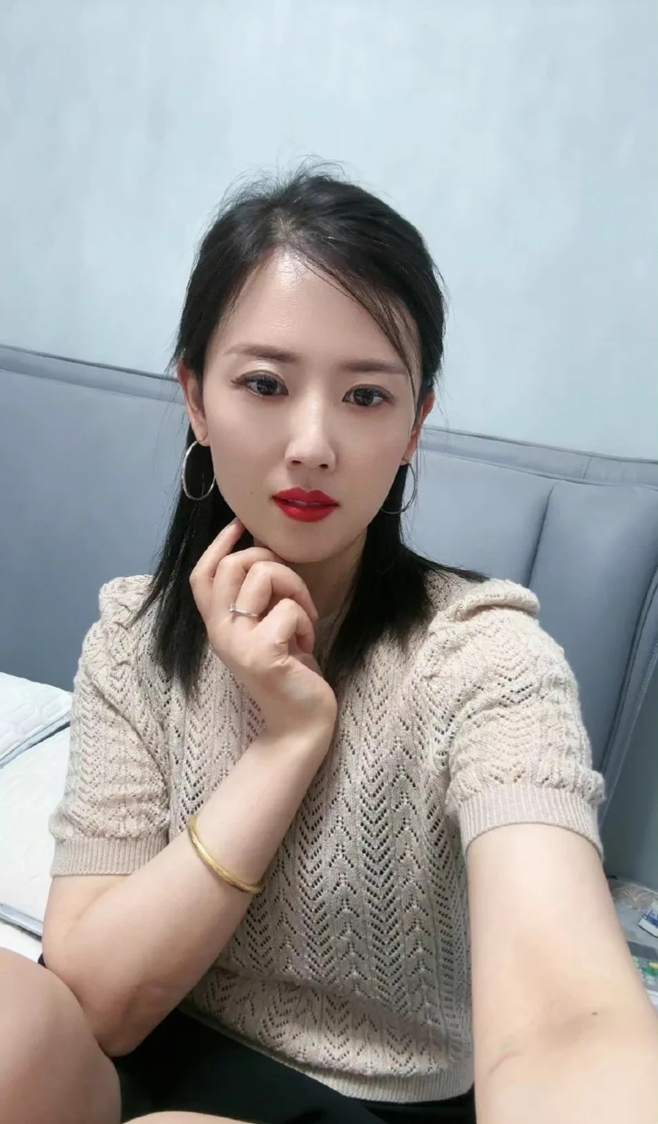 信任就像一张纸，弄皱之后，即使抚平，还是有折痕。 https://t.co/vix0xgKELl