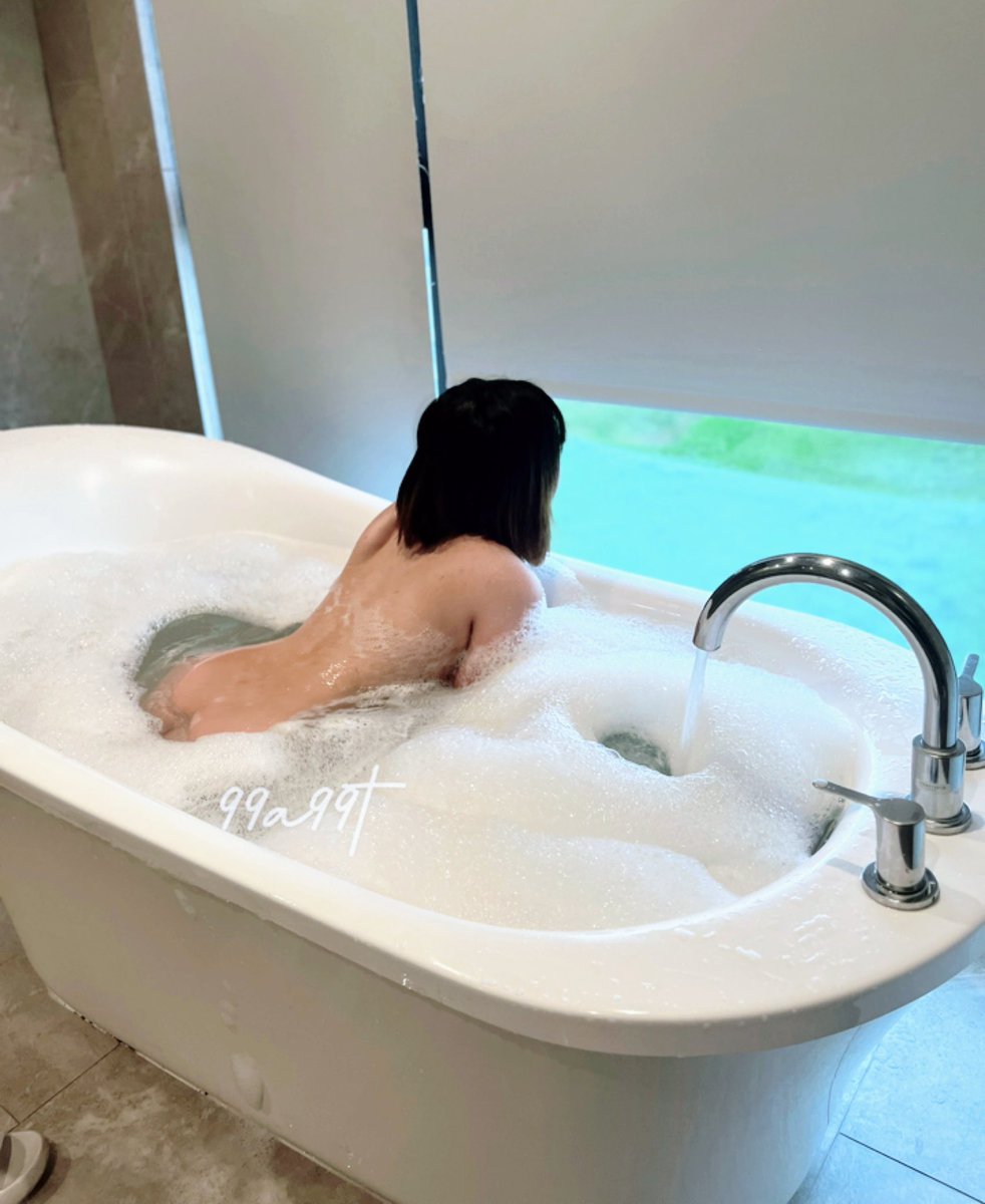 颱風天還是乖乖待在屋子裡 https://t.co/UAJDbQpH0o