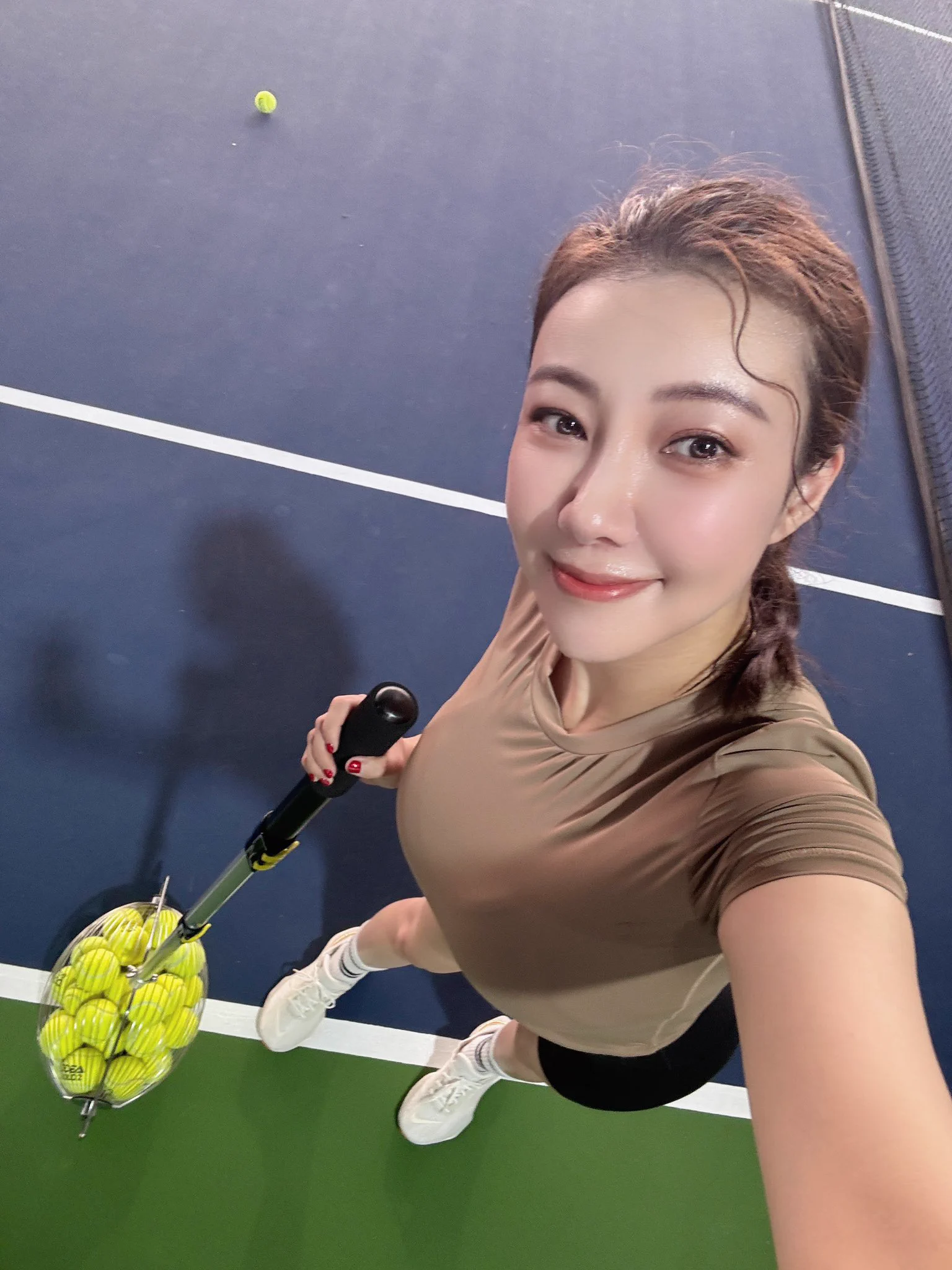 周末跟小伙伴们一起约着打打网球🎾，虽然是第一次挥拍但也是重在参与了，汗流浃背的时候来一杯无糖老上海的绿豆汤，那简直是久旱逢甘露的人生幸事了！ https://t.co/tdQwV0ij3W
