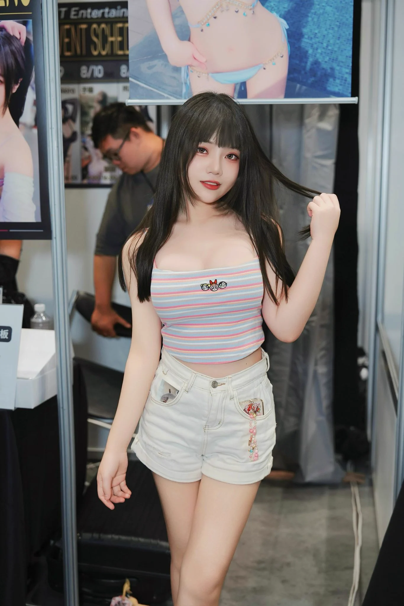 謝謝大家成人展來找我💕下次見面是8/25（日）的FF唷！沒意外會穿很可愛的破洞女警服裝過去💥#野生願願捕獲資訊2024.8.25（日）10:00-17:00圓山花博爭艷館內攤位Q07.08 https://t.co/NIO92PByva