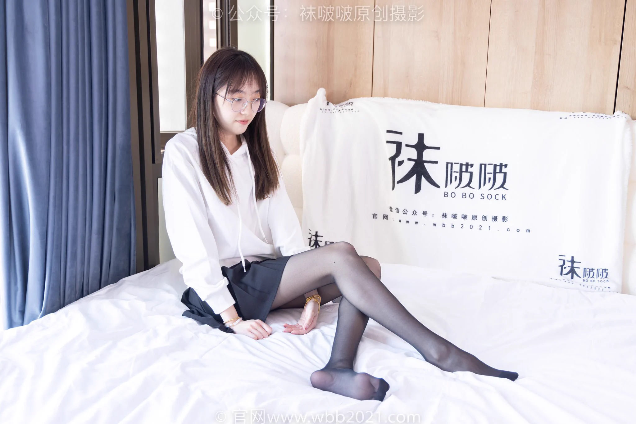 407期：稚予-板鞋、黑丝（脚尖加固款）图片数量：140张视频长度： 拍摄超长花絮版33分钟（视频分辨率：4K） https://t.co/mC5ZuXkWDx