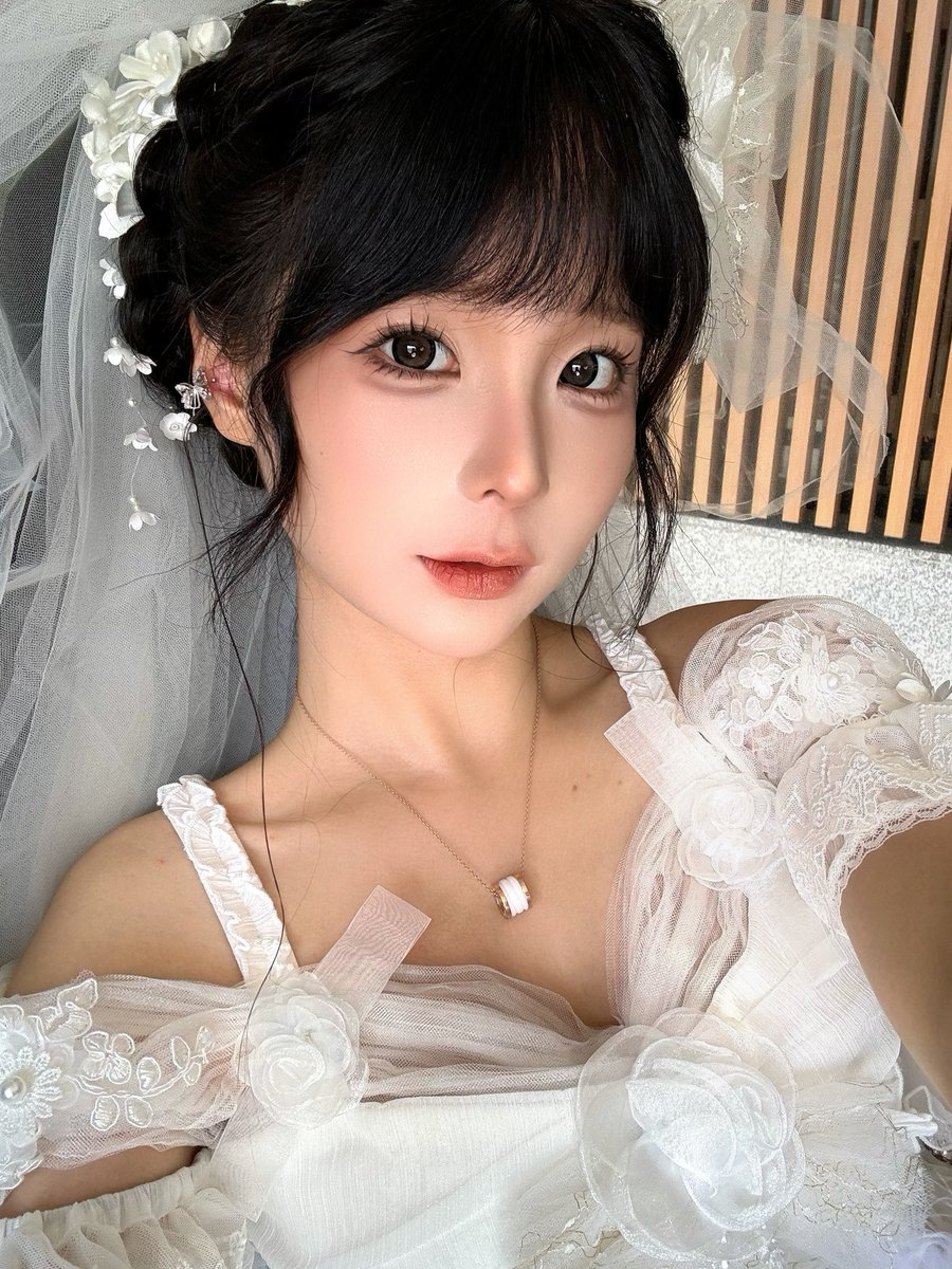 一个人的婚纱 https://t.co/HMVdJ4UB1j