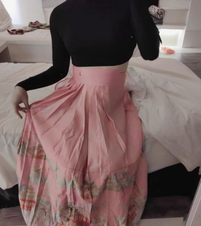 有人喜欢爱穿马面裙的中华娘吗❤
#偽娘 #伪娘 #crossdress #crossdresser #男娘 #男の娘 #sissy #여장 #Femboy https://t.co/Q6I4orpa0w