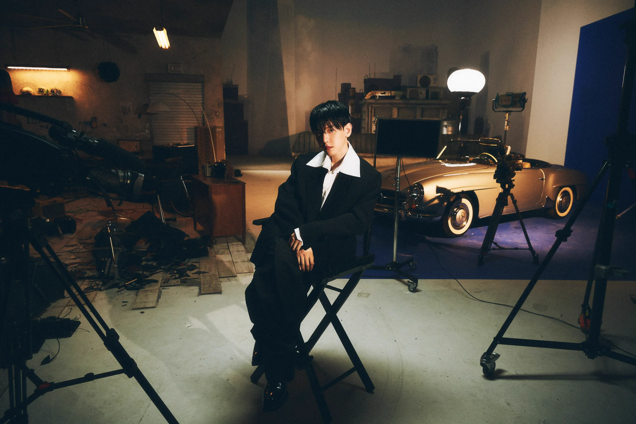 Concept Photo | Hello Ver. 백현 (BAEKHYUN)'Hello, World - The 4th Mini Album'2024.09.06 6PM (KST) #백현 #BAEKHYUN #HelloWorld https://t.co/oIa4uZWBPZ