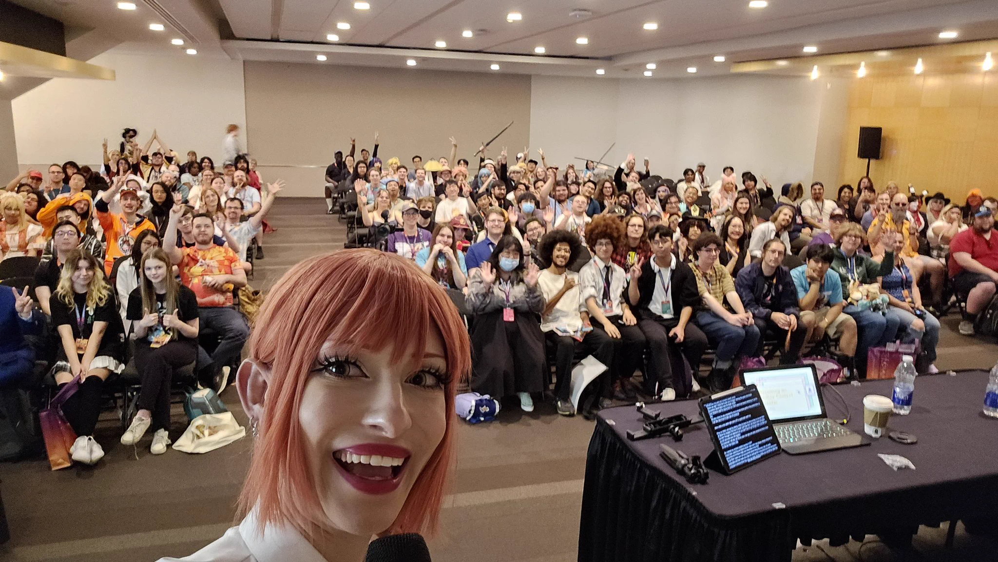 Day 2 of @animethon was amazing thanks to your support! 

I want to cry at how many people came to listen to my panel &amp; came to meet me at the signing session 😭💙

I am so happy and grateful for all the support 🙏 https://t.co/P5IQWTJg4l