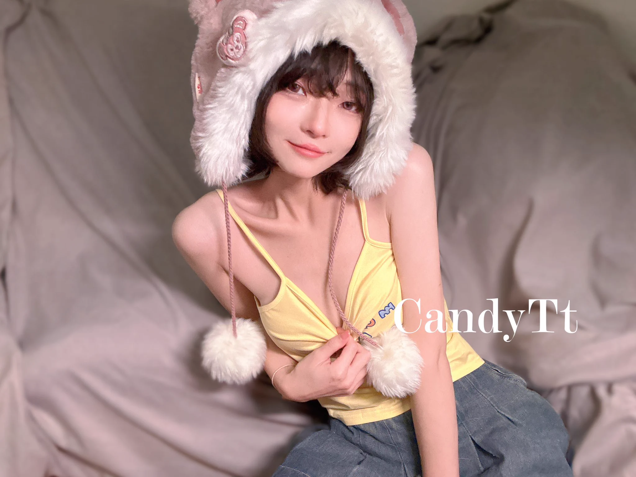 年轻是本钱，但不努力就不值钱#贫乳 #反差女 #短发 https://t.co/kNSGIlf2il