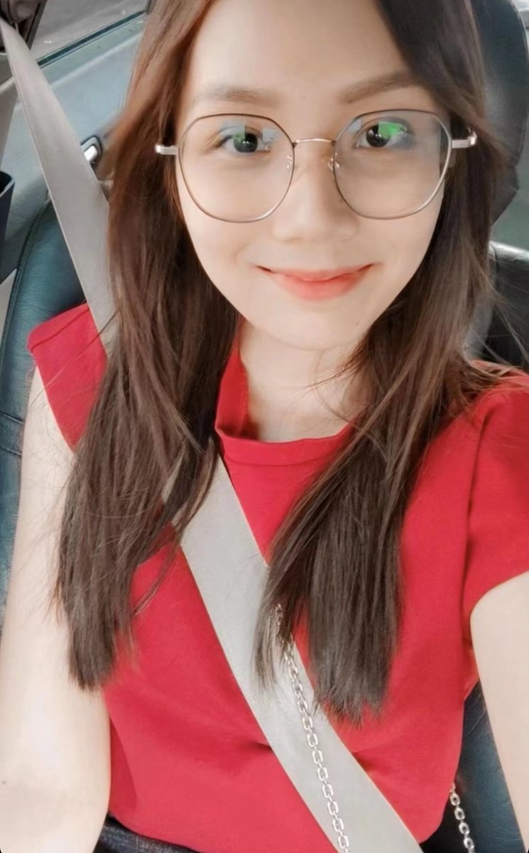 【网友投稿 No.1015】眼镜班花 #眼镜娘 #眼镜妹 #投稿 #反差 #投稿曝光 #女友 #女友分享 #女友系列 #女同学 #女同事 https://t.co/uD2qQMzDHP