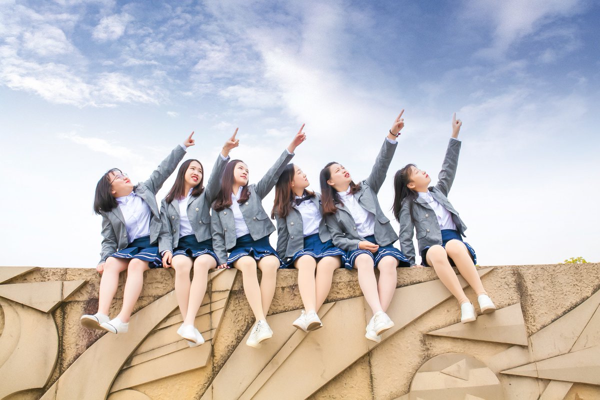 毕业小姐姐写真[88P+471M] #眼镜娘 #眼镜妹 #毕业照 #女大学生 #写真 
No.081825 预览全套尺度看置顶或私信 投稿：@007share 
眼镜娘圈子：https://t.co/VSeJDJ4Yn7 https://t.co/ms1UquDNht