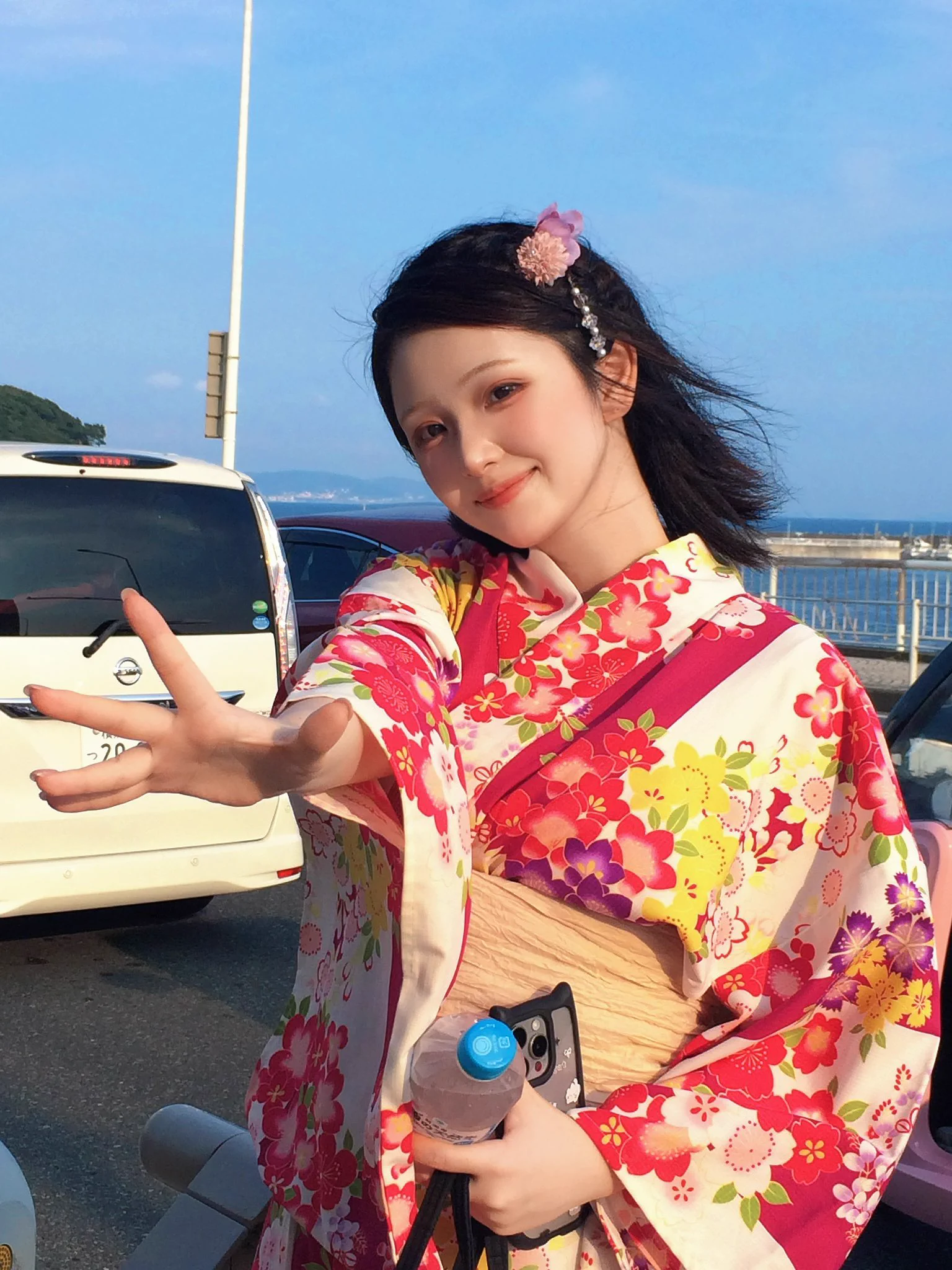 正式开通了TikTok！💕☺️以后会在这里更新视频，是会动的鱼鱼哟～https://t.co/hnWZl8AJMh https://t.co/zrLoW2Xj2k