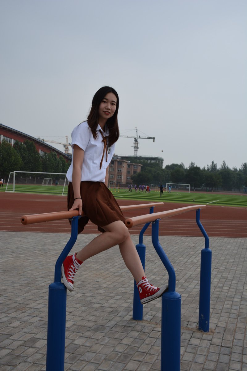 毕业小姐姐写真[185P+544M] #眼镜娘 #眼镜妹 #毕业照 #女大学生 #写真 
No.081519 预览全套尺度看置顶或私信 投稿：@007share 
眼镜娘圈子：https://t.co/VSeJDJ4Yn7 https://t.co/X4iQobSv2y