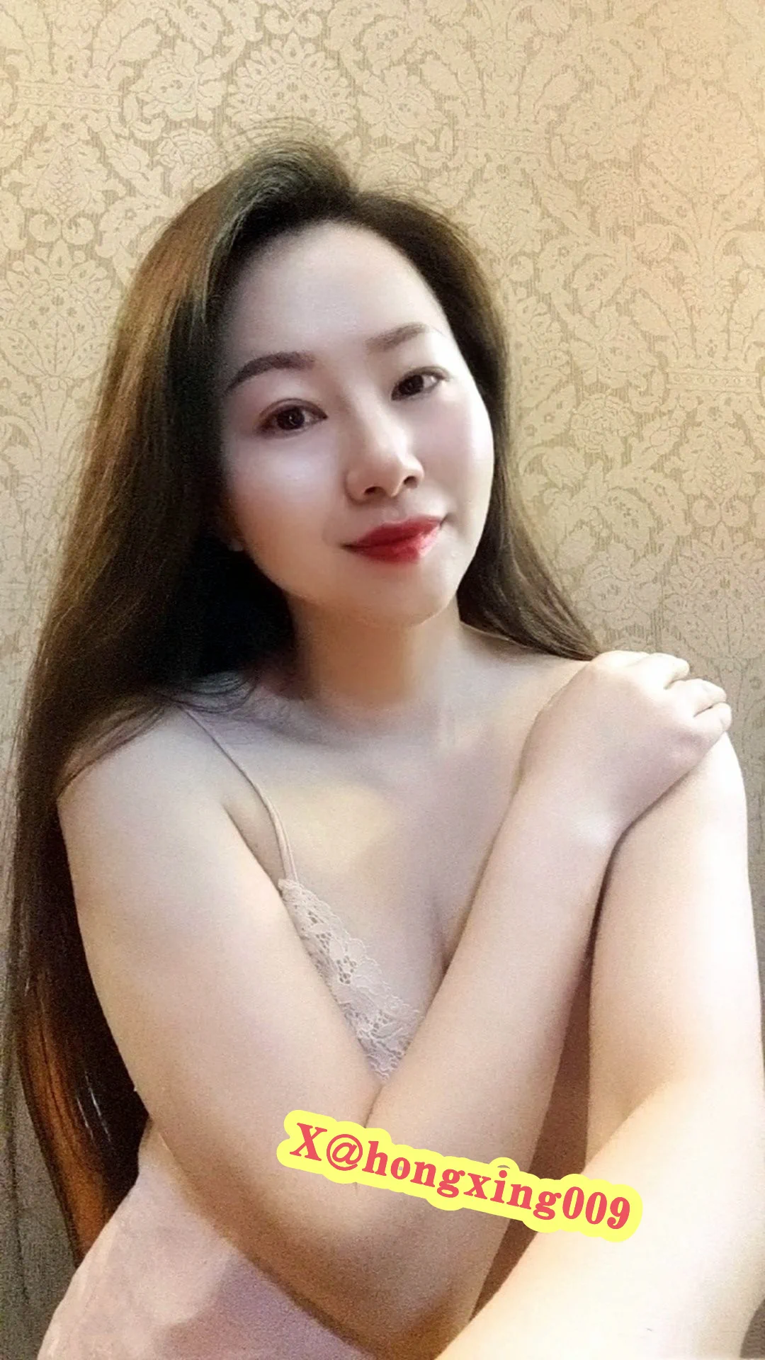 丰满圆润阿姨如花如诗如画 https://t.co/g1JWlIjJL7