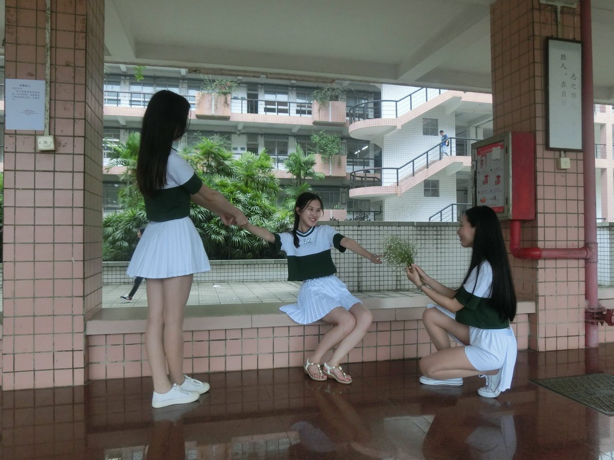 毕业小姐姐写真[237P+773M] #眼镜娘 #眼镜妹 #毕业照 #女大学生 #写真 
No.081626 预览全套尺度看置顶或私信 投稿：@007share 
眼镜娘圈子：https://t.co/VSeJDJ4Yn7 https://t.co/K8vagnsTQL