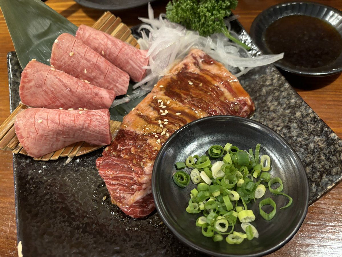 今天有燒肉有榴槤
被幸福的餵食了(˶‾᷄ ⁻̫ ‾᷅˵) https://t.co/UNUsm7qFg4