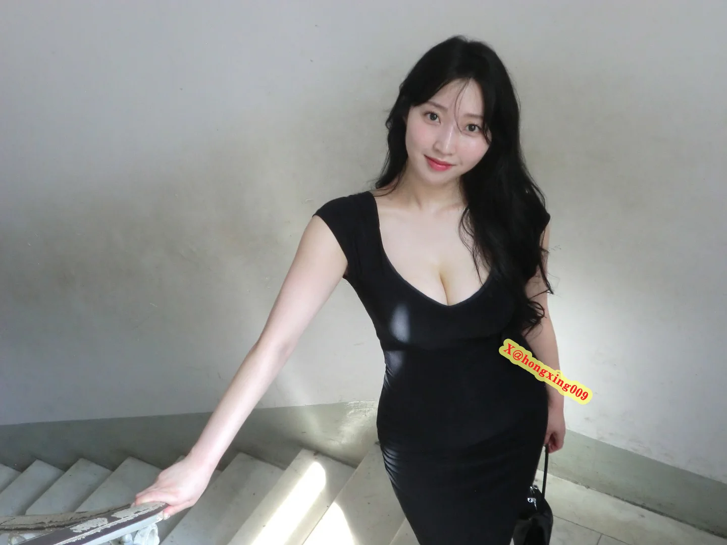 我站在清醒与麻木的边缘，不能堕落也不能解脱。 https://t.co/GwiZ9QGDxc