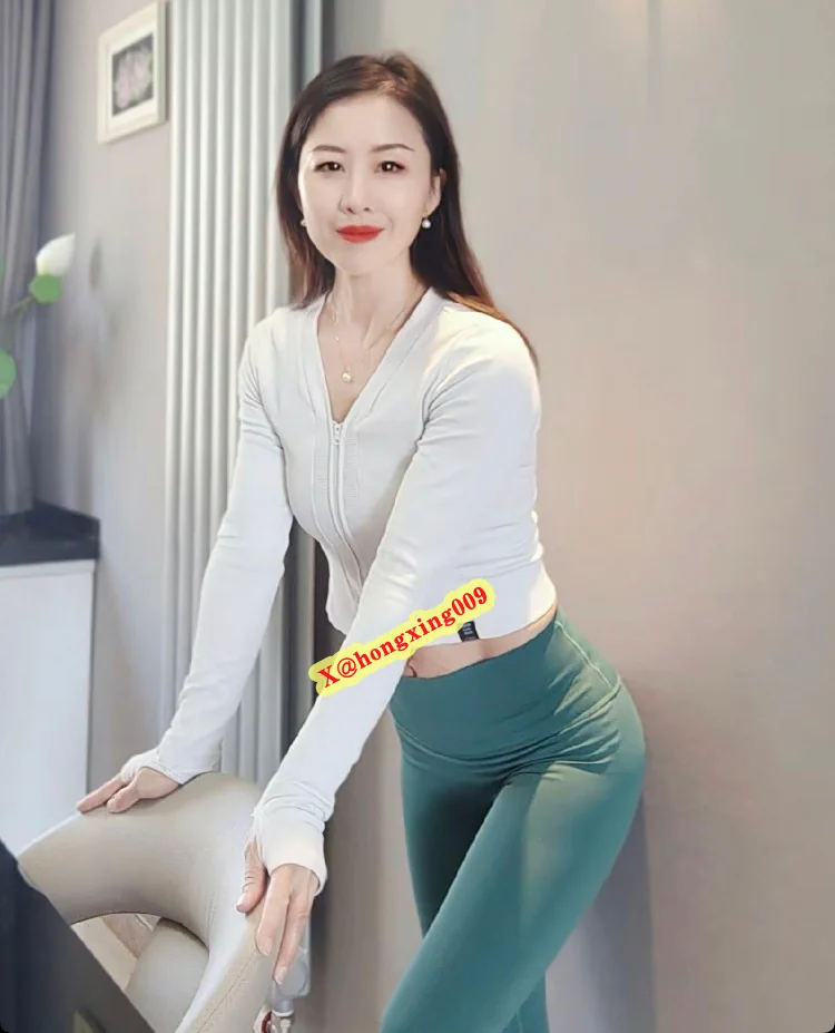 练瑜伽的轻熟妇 https://t.co/vOxNdOCJhb