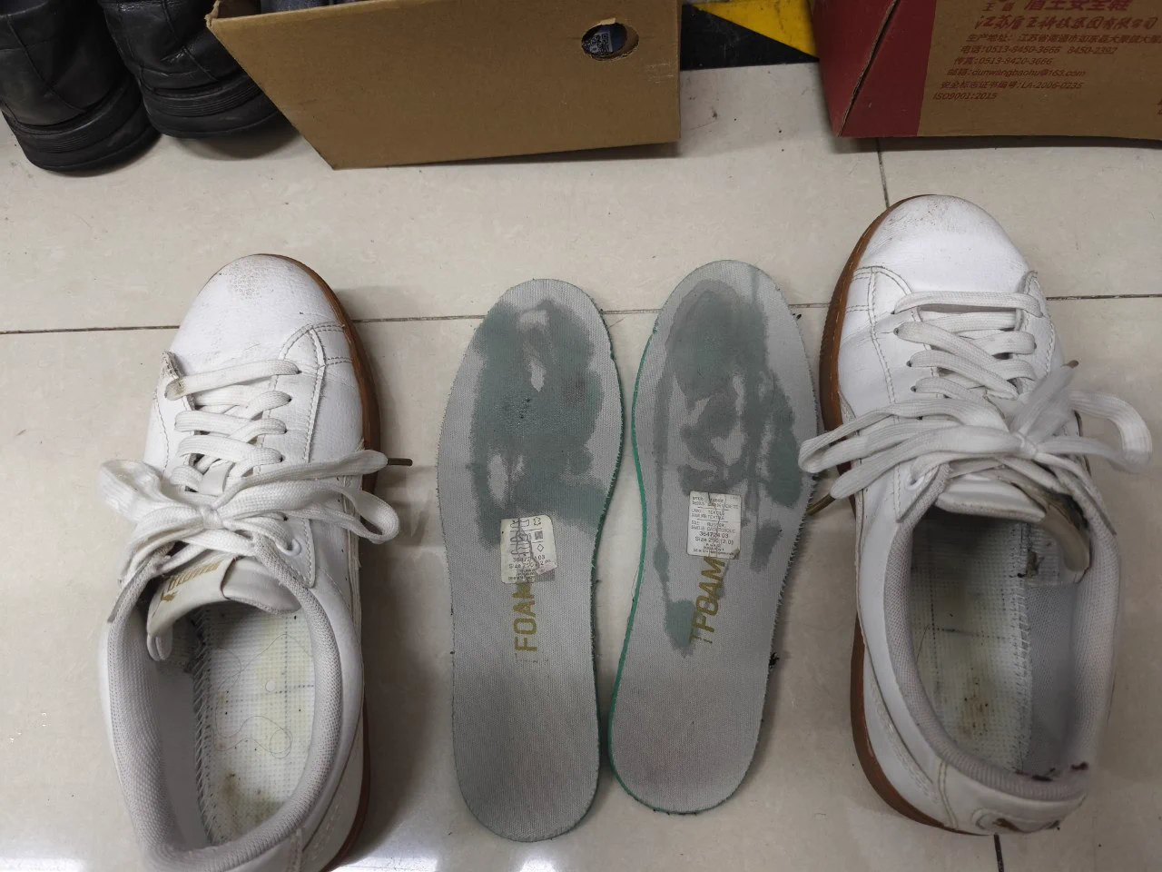 同好投稿，趁开学前探索大学女生宿舍，直接在宿舍里开玩，射完不清理直接放回。 https://t.co/bd0g89sCGq