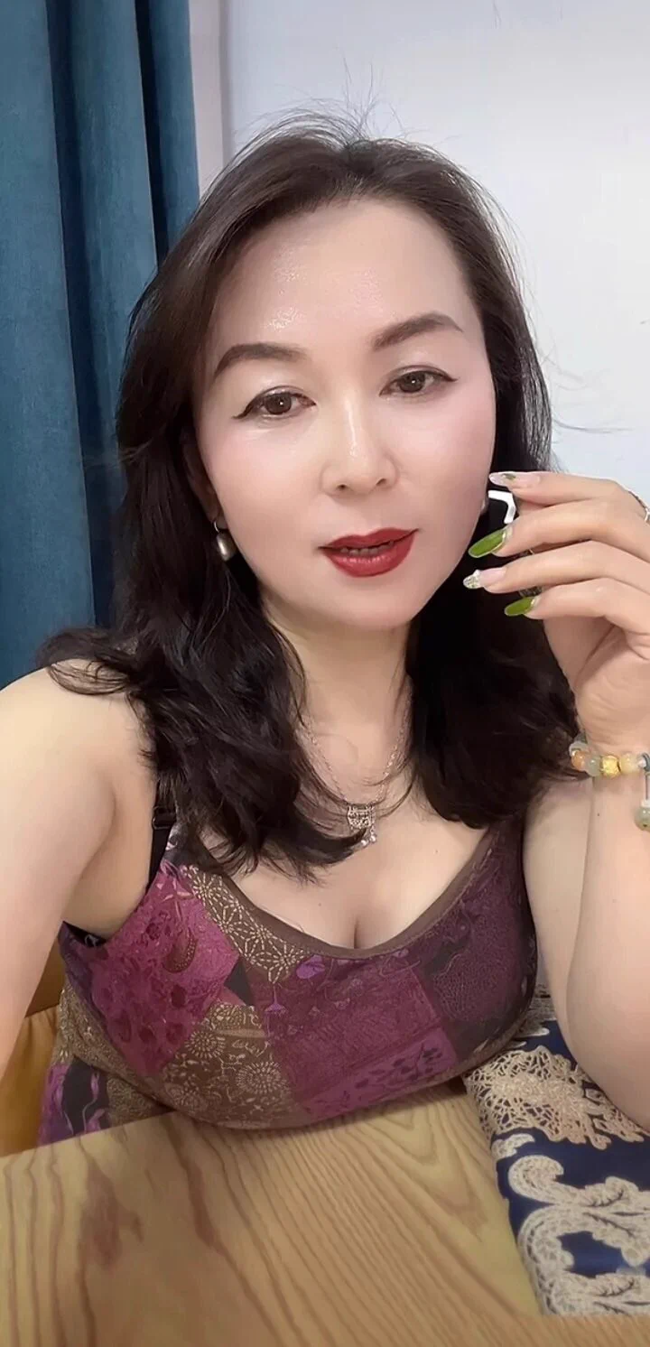 连云港46岁风采依旧的梦姨 https://t.co/5rhw8D1Luc