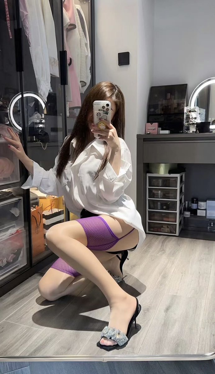 双丝的快乐😃双丝会不会脚变臭呀？
#原味丝袜 https://t.co/mYkUQhvKAk