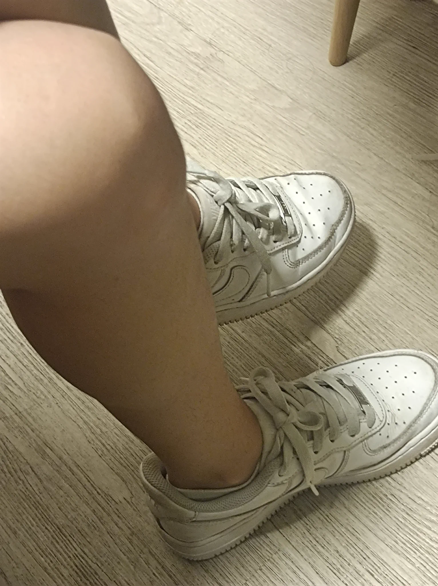 021地区，上海绿奴同好投稿大学生女友。同好喜欢绿帽羞辱，想看别人射女友的鞋子和棉袜，空军，阿迪高帮，帆布鞋，马丁靴都有。魔都同城有意向的同好可私信报名，拒绝白嫖！ https://t.co/zfaUf4YSrW