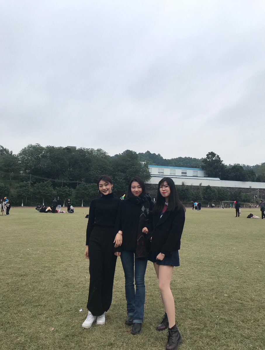 【网友投稿 No.927】师姐第二弹 #眼镜娘 #眼镜妹 #投稿 #反差 #投稿曝光 #女友 #女友分享 #女友系列 #女同学 #女同事 https://t.co/JDVkapKNJk