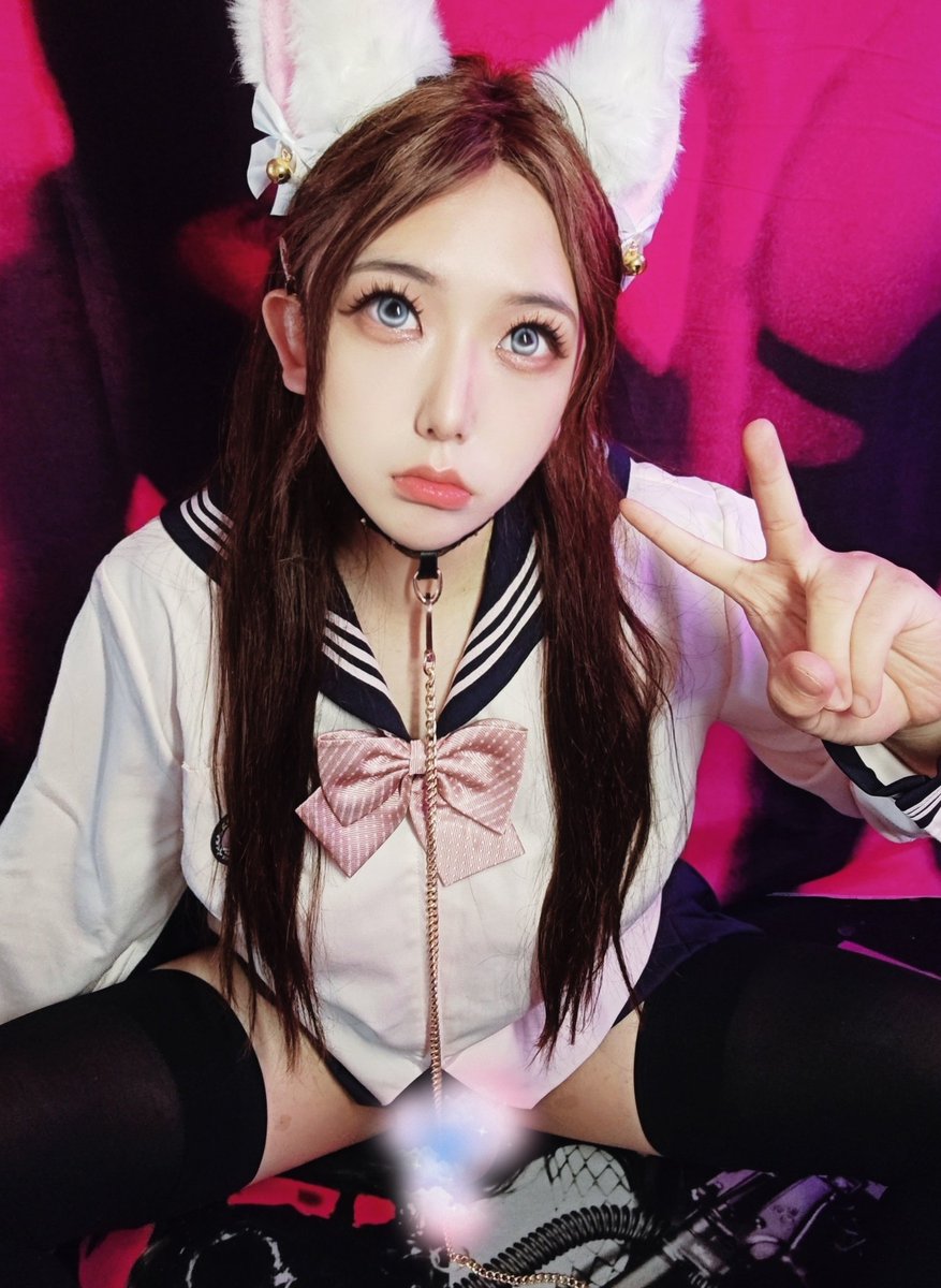 不发涩涩，流量断崖式下降。发涩涩，法律风险爆发式增长。我又不靠这盈利赚钱，看着这么惨淡的流量和互动，连基本的虚荣心都满足不了，就更没动力拍图了。JK系列还剩两张，休息几天再更新别的吧😪 https://t.co/yHk7ndtf5q