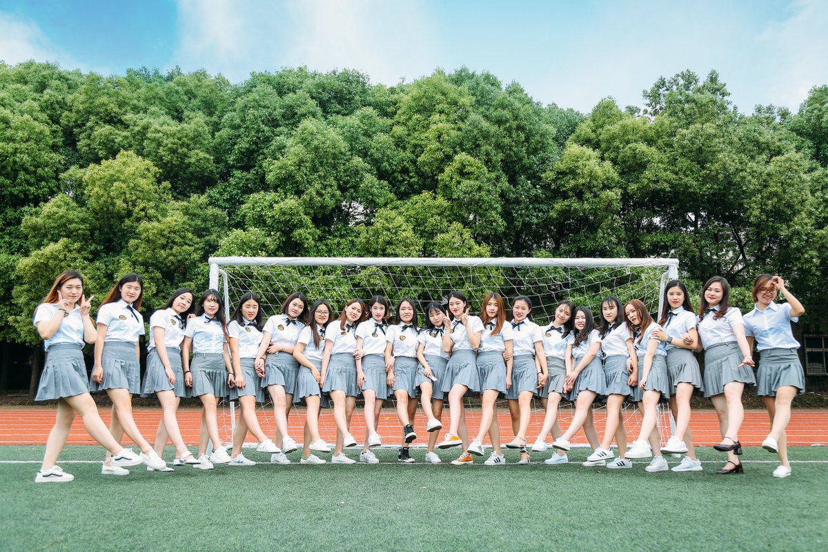 毕业小姐姐写真[45P+532M] #眼镜娘 #眼镜妹 #毕业照 #女大学生 #写真  No.091521 预览全套尺度看置顶或私信 投稿： @007share
眼镜娘圈子：https://t.co/VSeJDJ4Yn7 https://t.co/p9sLQH3gsO