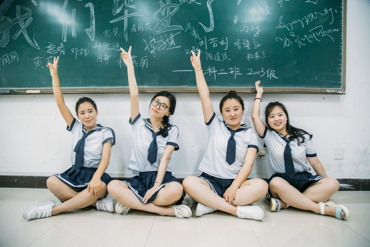 毕业小姐姐写真[45P+503M] #眼镜娘 #眼镜妹 #毕业照 #女大学生 #写真 
No.091926 预览全套尺度看置顶或私信 投稿：@007share 
眼镜娘圈子：https://t.co/VSeJDJ4qxz https://t.co/2Wzrf32G84