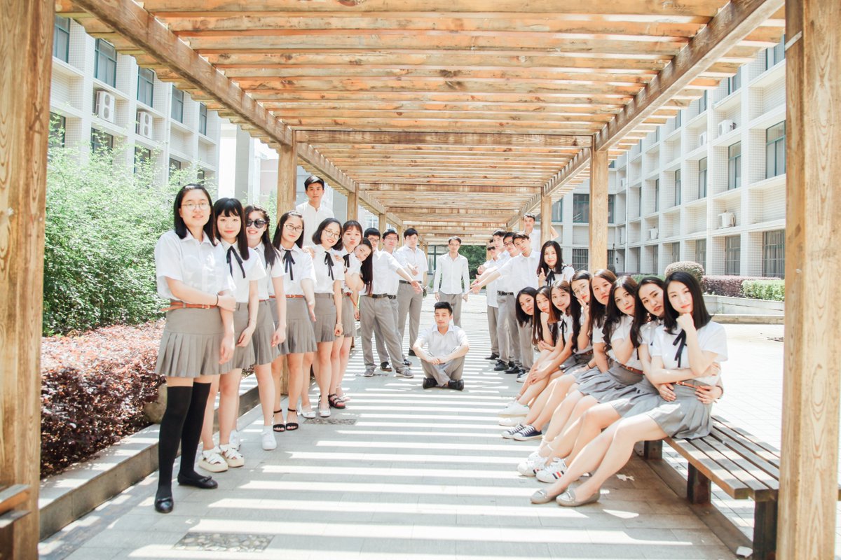 毕业小姐姐写真[46P+239M] #眼镜娘 #眼镜妹 #毕业照 #女大学生 #写真 
No.092617 预览全套尺度看置顶或私信 投稿：@007share 
眼镜娘圈子：https://t.co/VSeJDJ4qxz https://t.co/tDWYX2CwzA