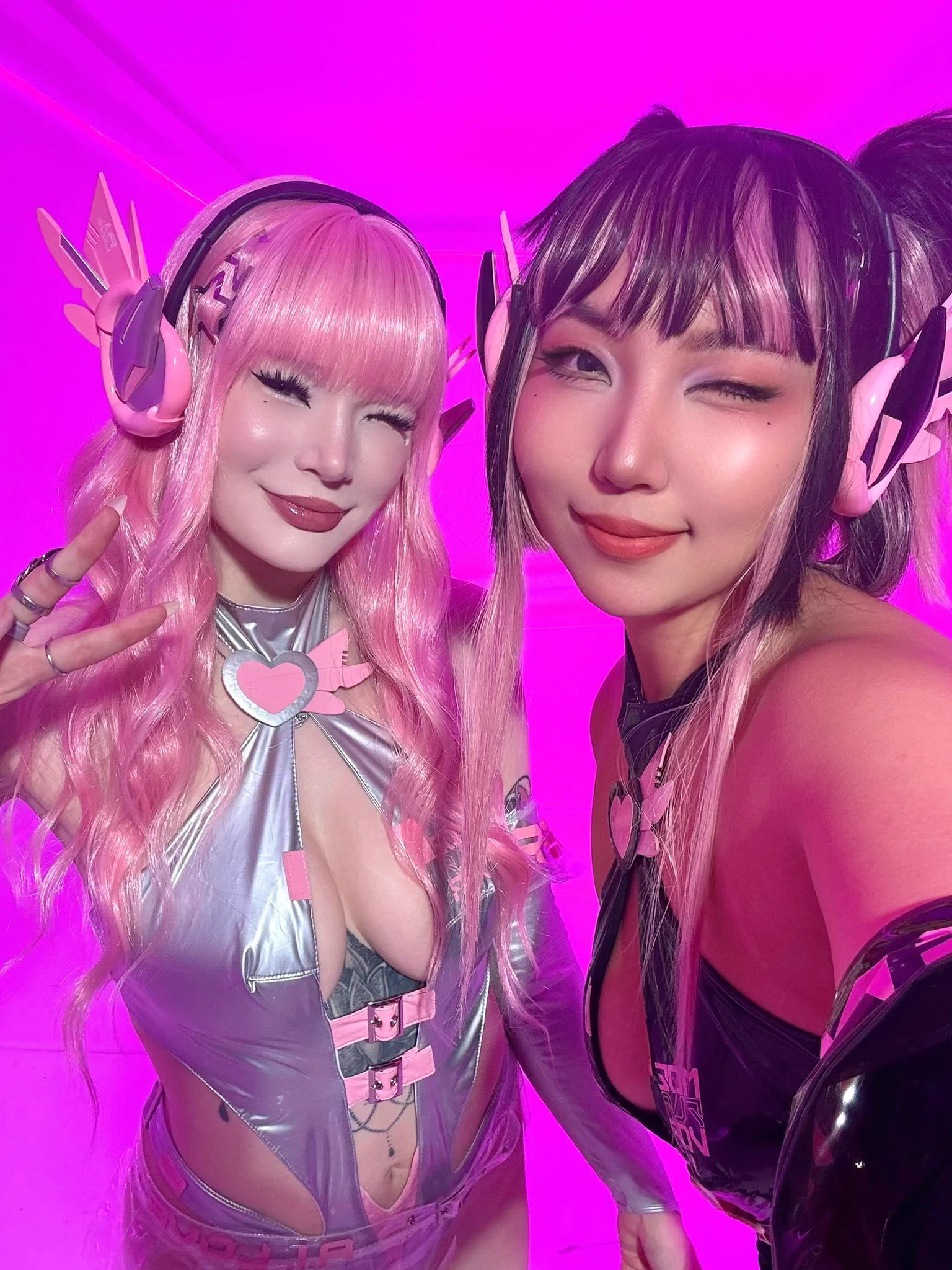 selfies from the shoot yesterday with the gorgeous @lynienicole 💞💖 outfits from @moeflavor https://t.co/Kk0p8tP4A9