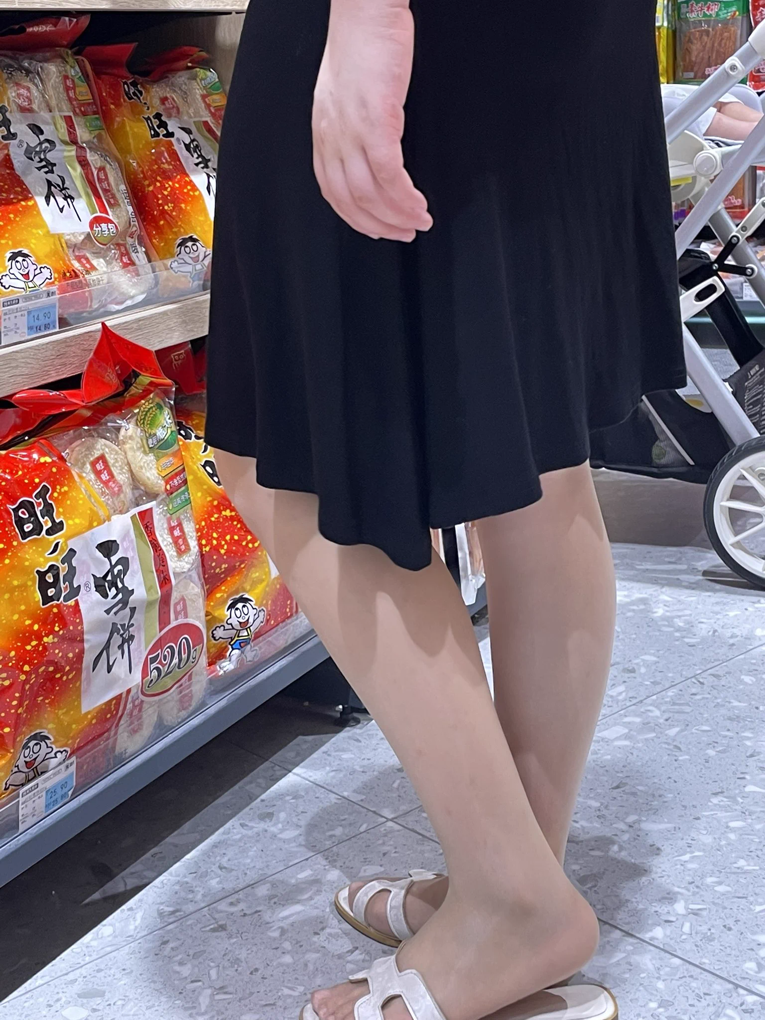 油亮肉丝太欲了 https://t.co/H41qb4dSzU