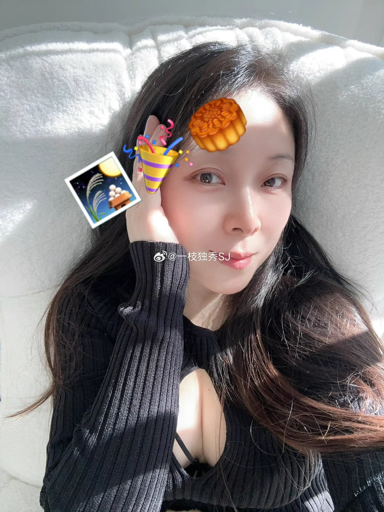 下午拍了两个小时的照片，还有小视频。订阅里今晚起慢慢发。 https://t.co/4WoE234YxK