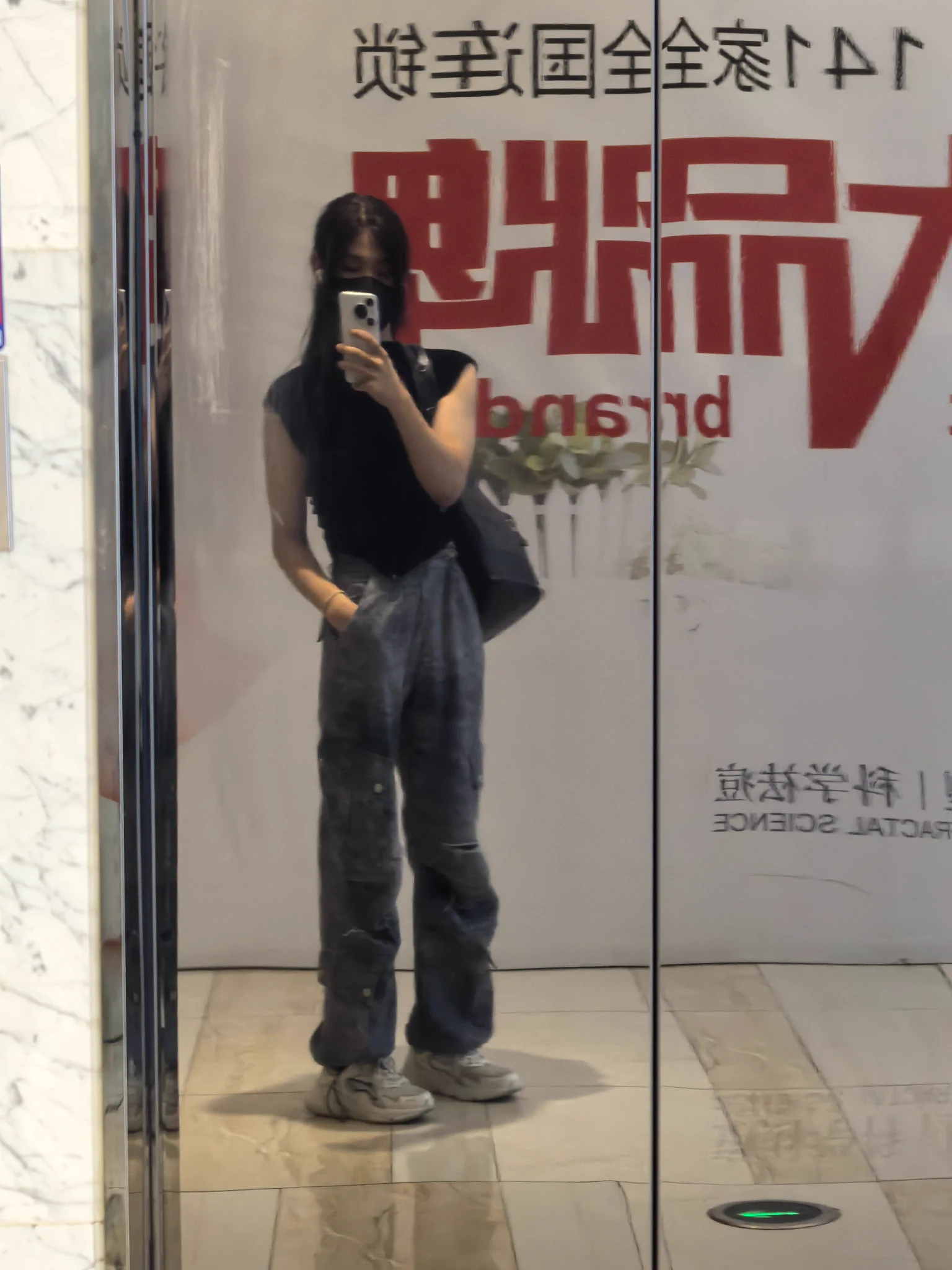 女装确实能让男装也变帅！ https://t.co/dHXXQNMXv5