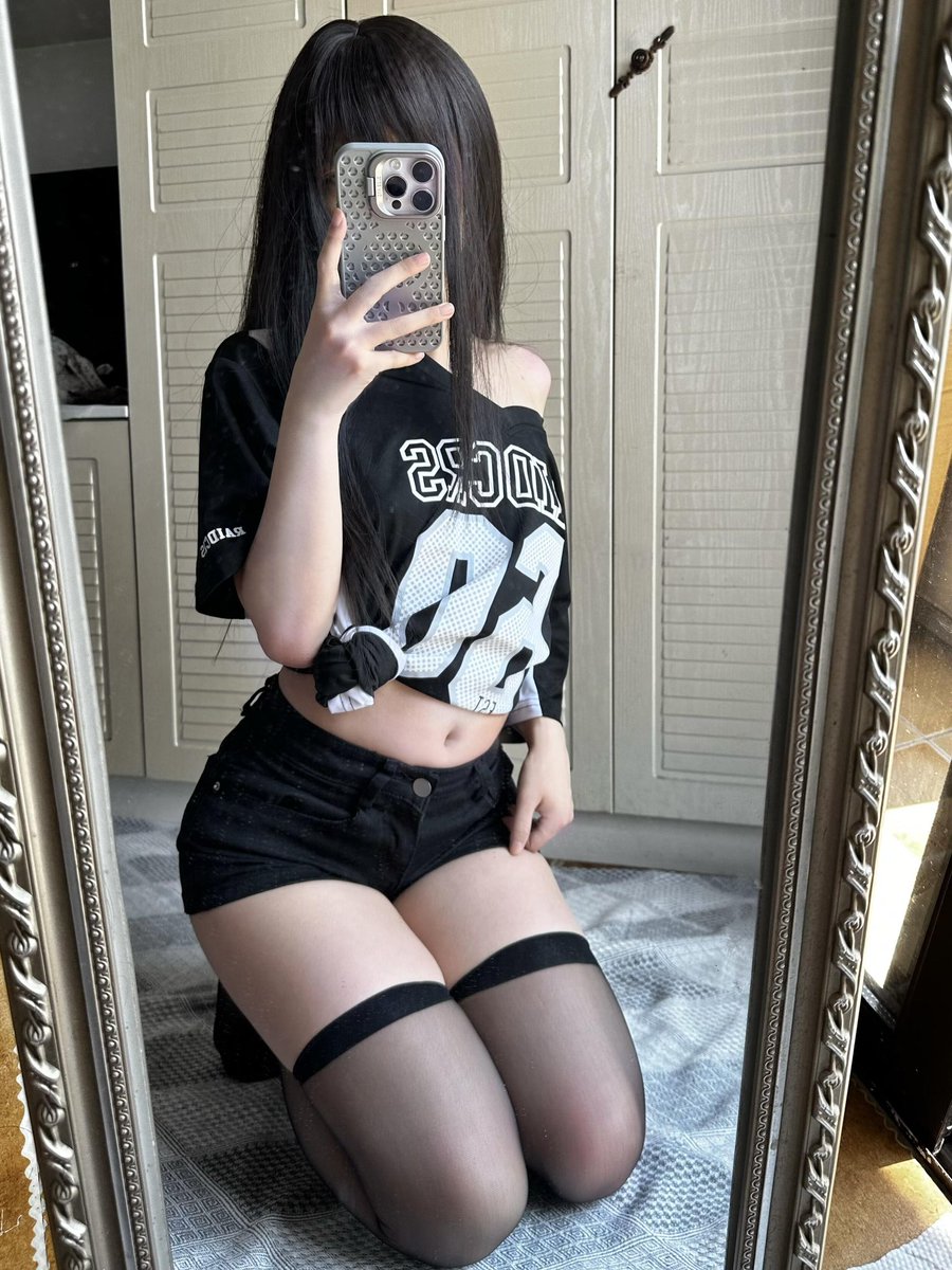 操我，或者让我操你～ https://t.co/c5oVxB1B6I