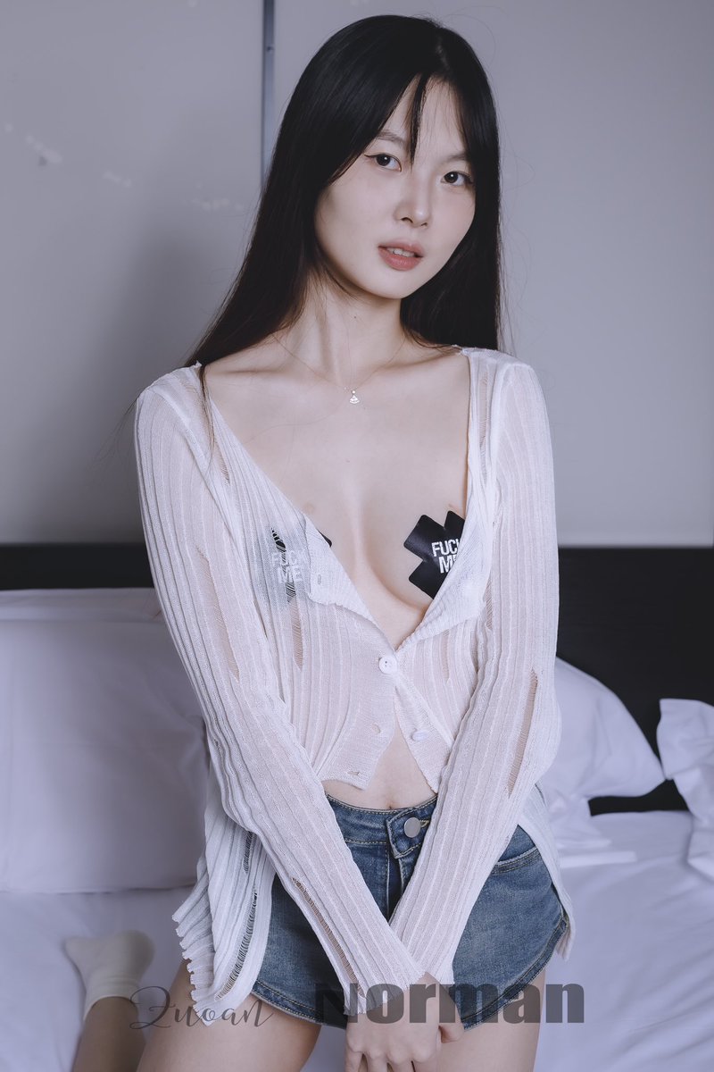 爱笑的模特太有感染力了 https://t.co/JTHf3Sv77o
