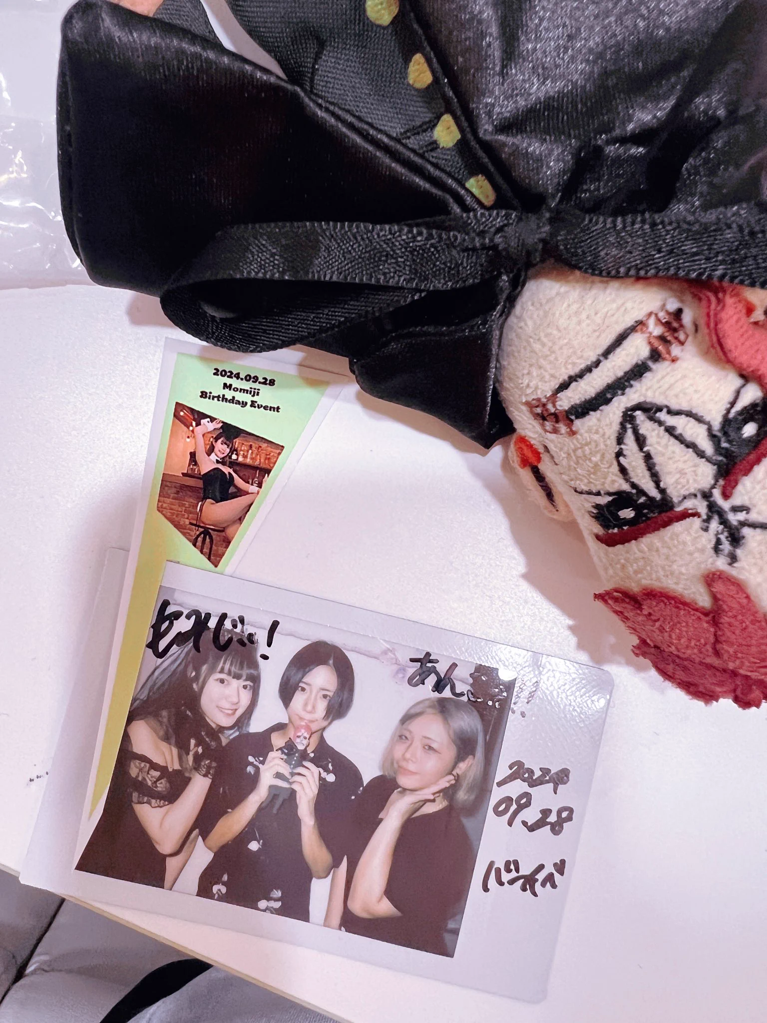 もみじとあんこさんのバーイベ行ってきたよ😆もみじは明日がお誕生日㊗️ぉぃゎぃ㊗️@momiji3_3 @annkoro__mochi https://t.co/TArErVm3zE