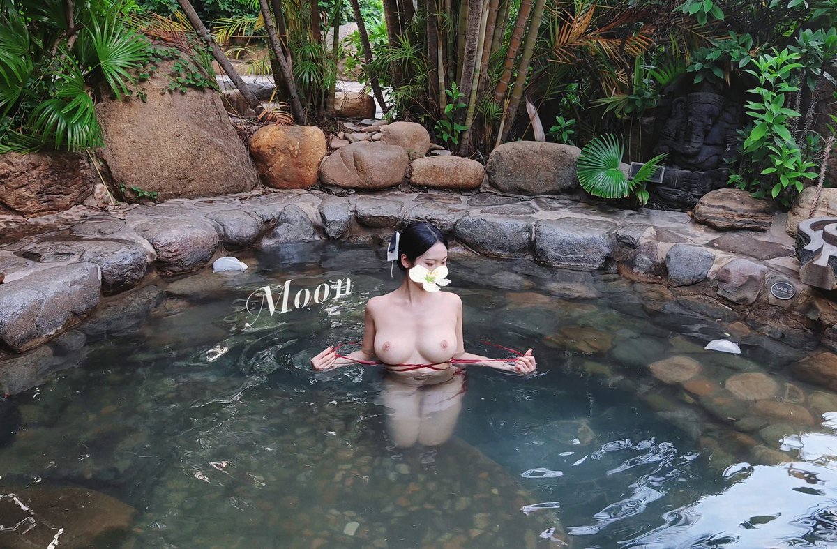 来都来了，就大胆些裸泡吧⁄(⁄⁄•⁄ω⁄•⁄⁄)⁄ @xichangke https://t.co/04OKtCDKk2